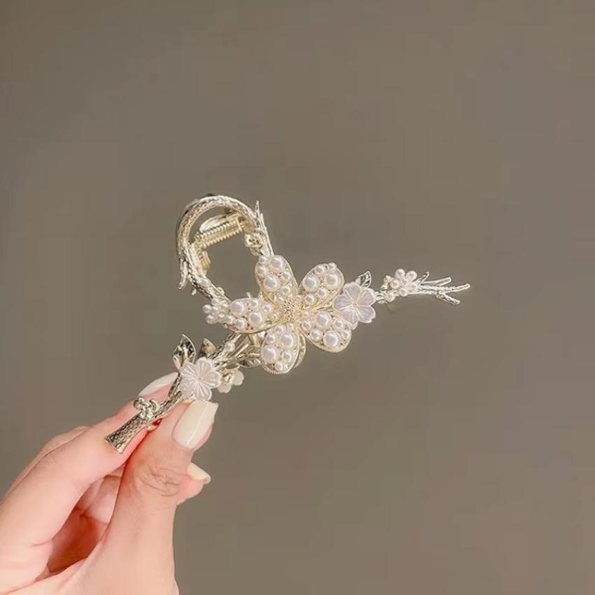 1 Pcs Metal Hair Claw Pearl Hairpins Vintage Style Silver Hair Claws Barrettes for Women Girl Hair Clip Rhinestone Accessories