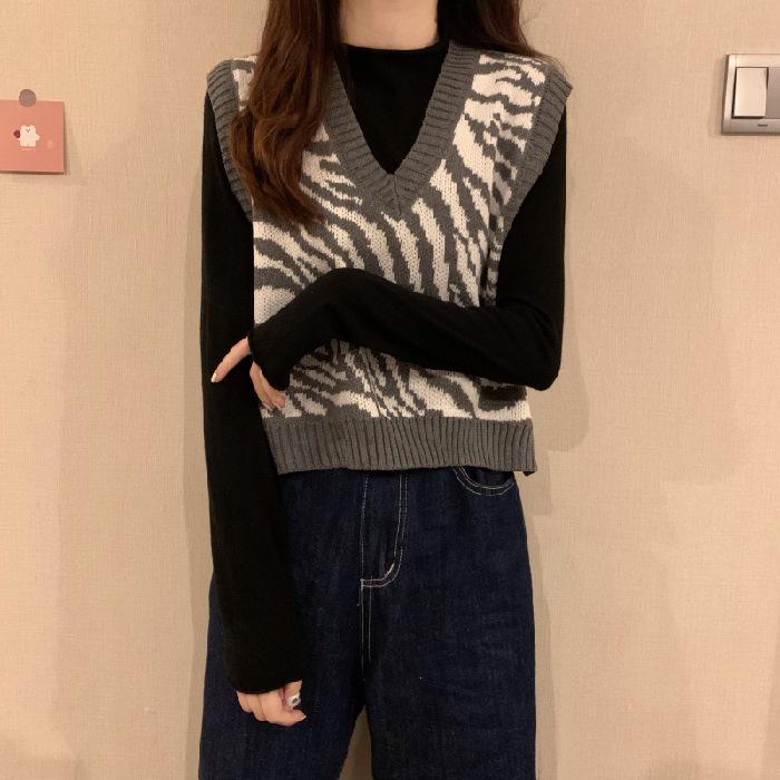 Korean Zebra Style Ribbed Knit Vest - Warm, Slimming, and Fashionable