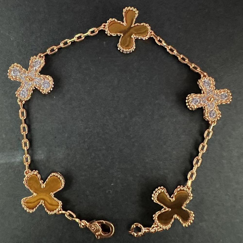 High Version Four-leaf Clover Bracelet Female Mother-of-pearl Agate Five-flower Ladies Bracelet