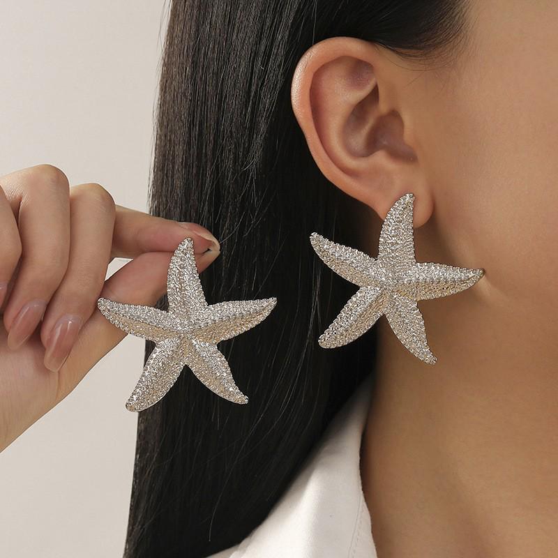 Trendy European & American Starfish Earrings - Simple, Fashionable Summer Style for Women