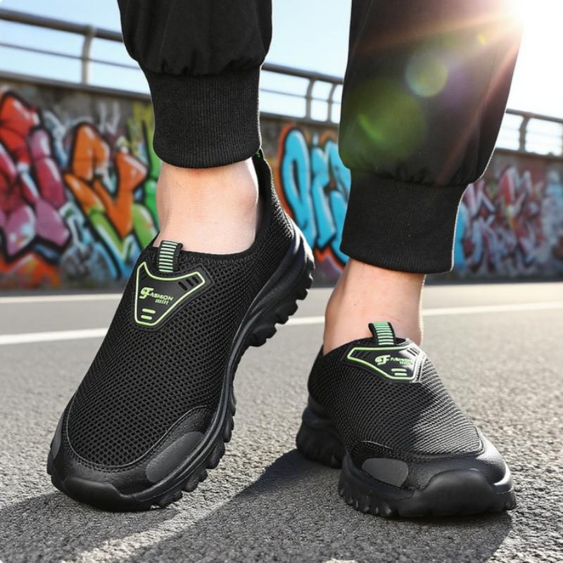 Men'S Slip On Shoes Breathable Easy To Wear Comfort Flat Shoes Mesh Fashionable Lightweight Anti Slip Hiking Shoes Sneakers Men