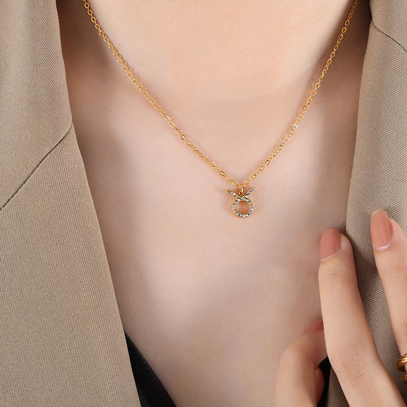Custom Fashion Gold Titanium Steel Necklace with Zodiac Pendant and Rhinestones