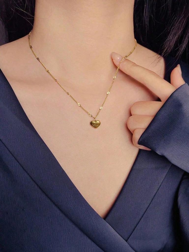 Fashionable Stainless Steel Heart Charm Necklace For Women For Daily Decoration Fashion Accessories Ladies' Necklace