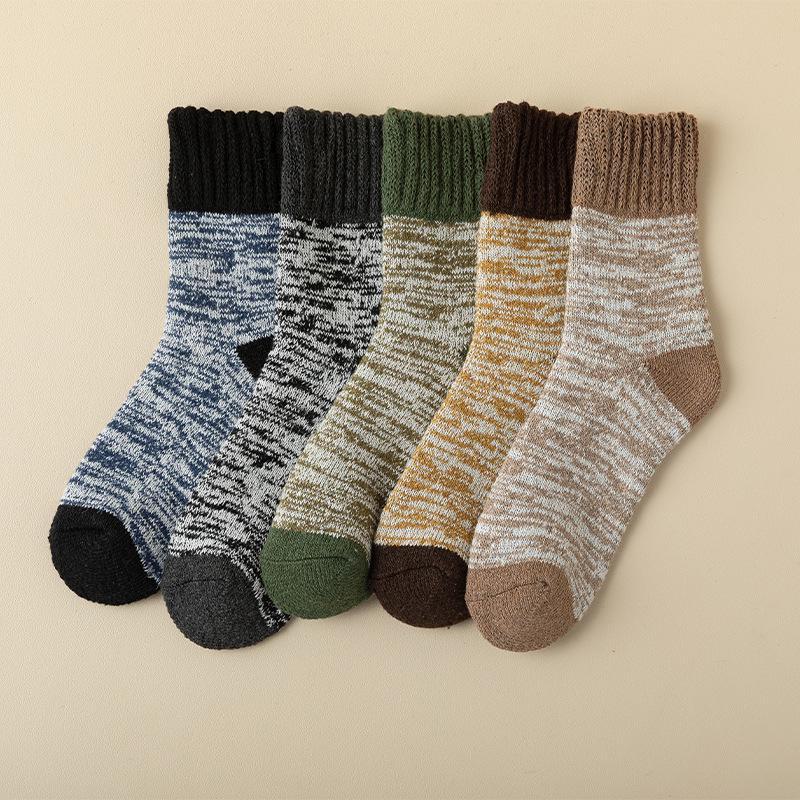 Dicke, wadenlange Plüschsocken aus Kaninchenwolle für Herren im Herbst und Winter
