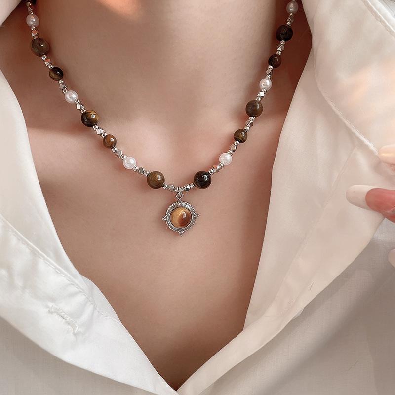 Maillard Tiger Eye Oval Necklace for Women - Light Luxury Autumn/Winter Clavicle Chain Fashion High-End Jewelry