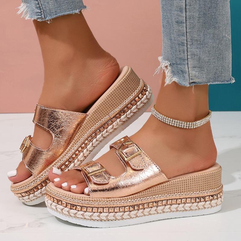 Summer new large size open-toe belt buckle thick-bottomed cool slippers women's slope heel rivet muffin bottom one-word slippers