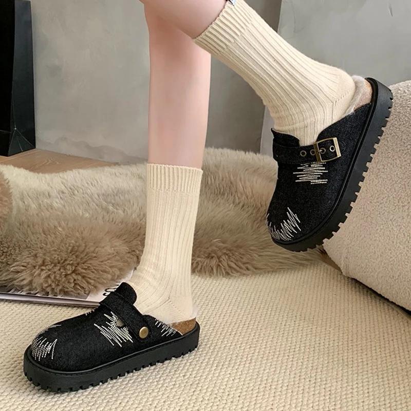 Módní zimní dámské pantofle Platformové dřeváky Venkovní teplé plyšové nazouváky Design spony Pantofle Pohodlné kožešinové Ležérní domácí obuv 35-40