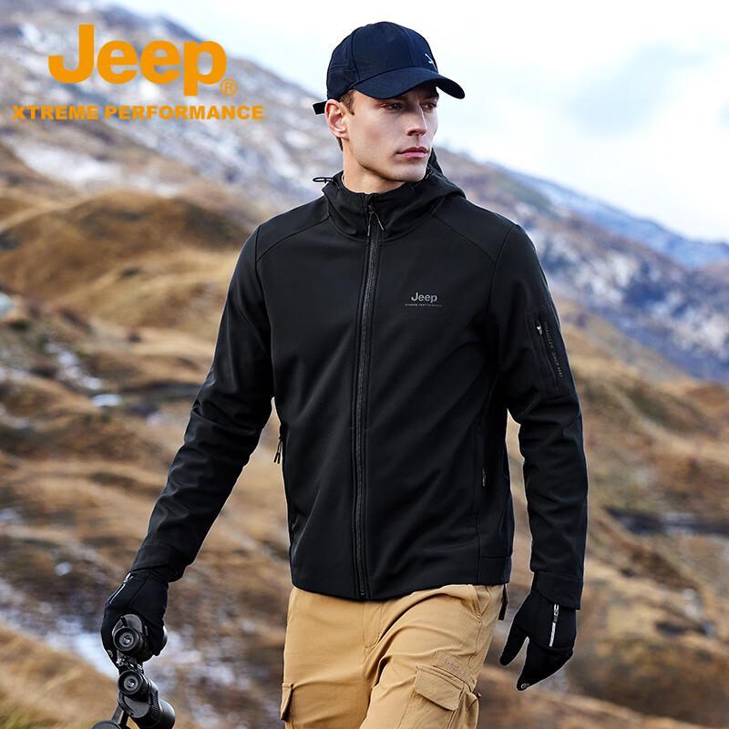 Jeep Men's Hooded Outdoor Softshell Jacket