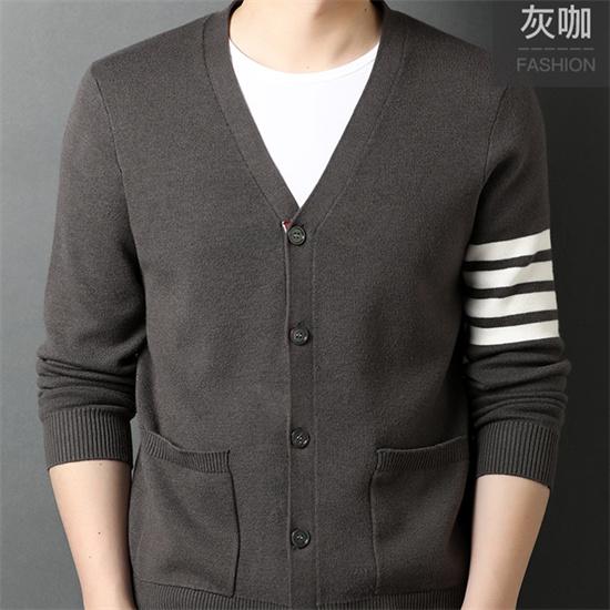 

2023 Высший класс, новинка весны и зимы, брендовая мода, вязаный мужской кардиган, свитер, черные корейские повседневные пальто, куртка, мужская одежда 3Xl 2XL чёрный