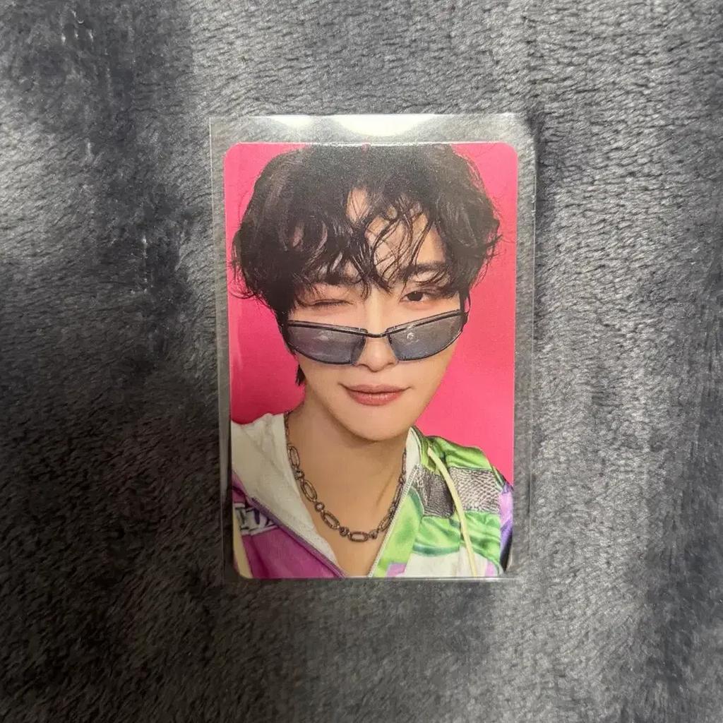 ATEEZ Seonghwa Aniteez Pop-Up Retro Sticker Book photocard