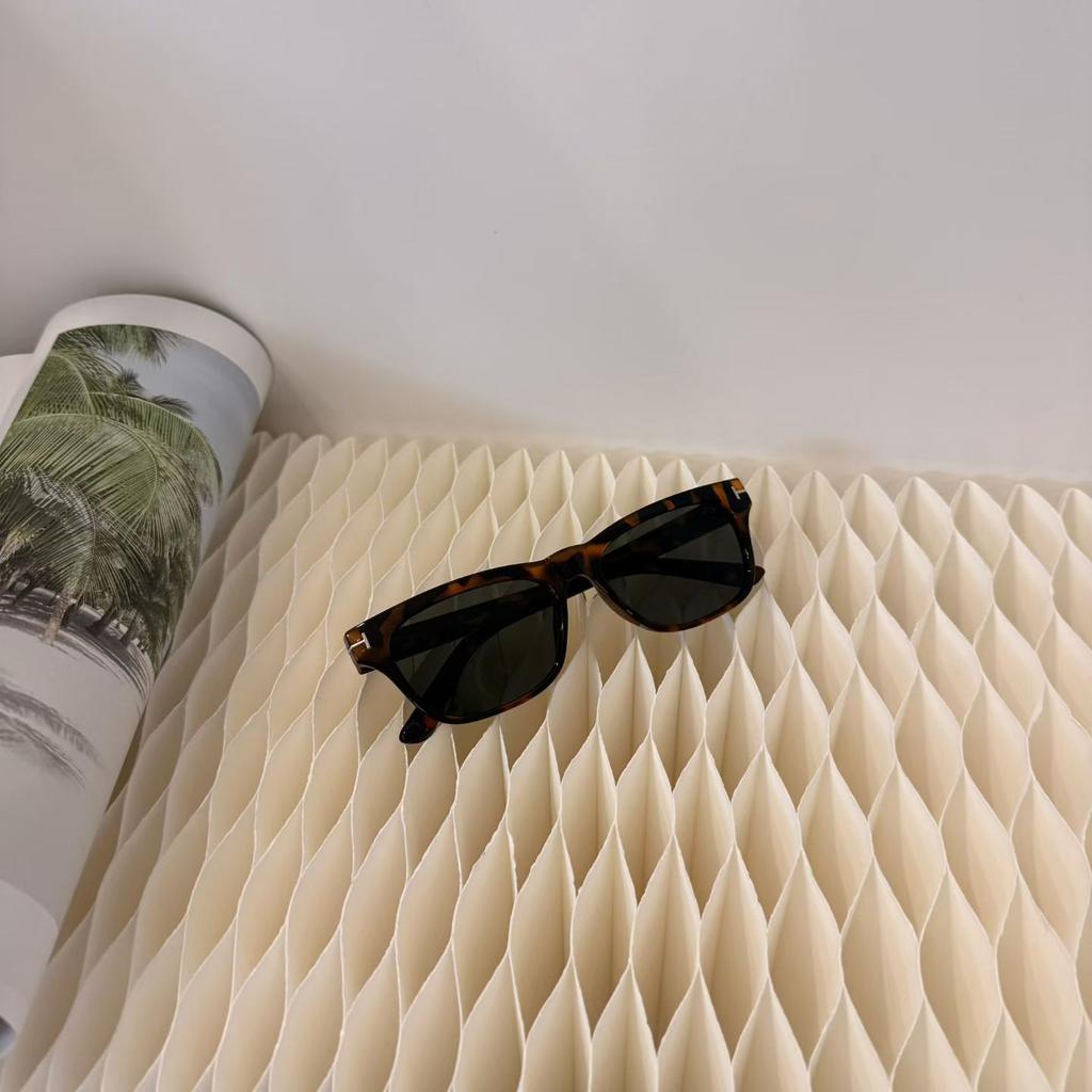 Naza T-shaped square sunglasses for women, advanced sense of individuality, European and American anti-ultraviolet sunglasses for men