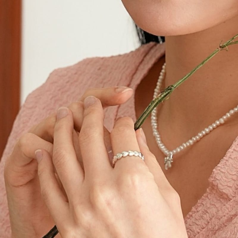 BELLOOGGI Heart Band Ring