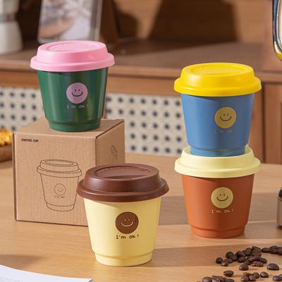 Pappbecherform haltende Keramik-Kaffeetasse mit hochwertiger Tasse und besonders schöner Latte-Tasse