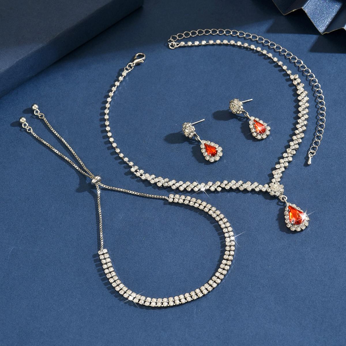 

4PC Women s Fashion Waterdrop Flower Necklace Earrings Bracelet Zircon Set Versatile Party Festival Gift