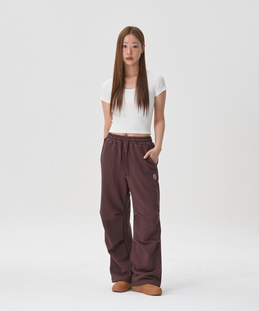 Bibeodeu Pintuck Wide Sweatpants [Brown]
