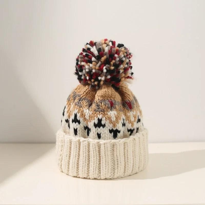 Skiing Cashmere Woman Winter Hat Autumn Beanies With Pompom Warm Wool Skullies Wholesales Acrylic Beanies Winter Hat for Woman