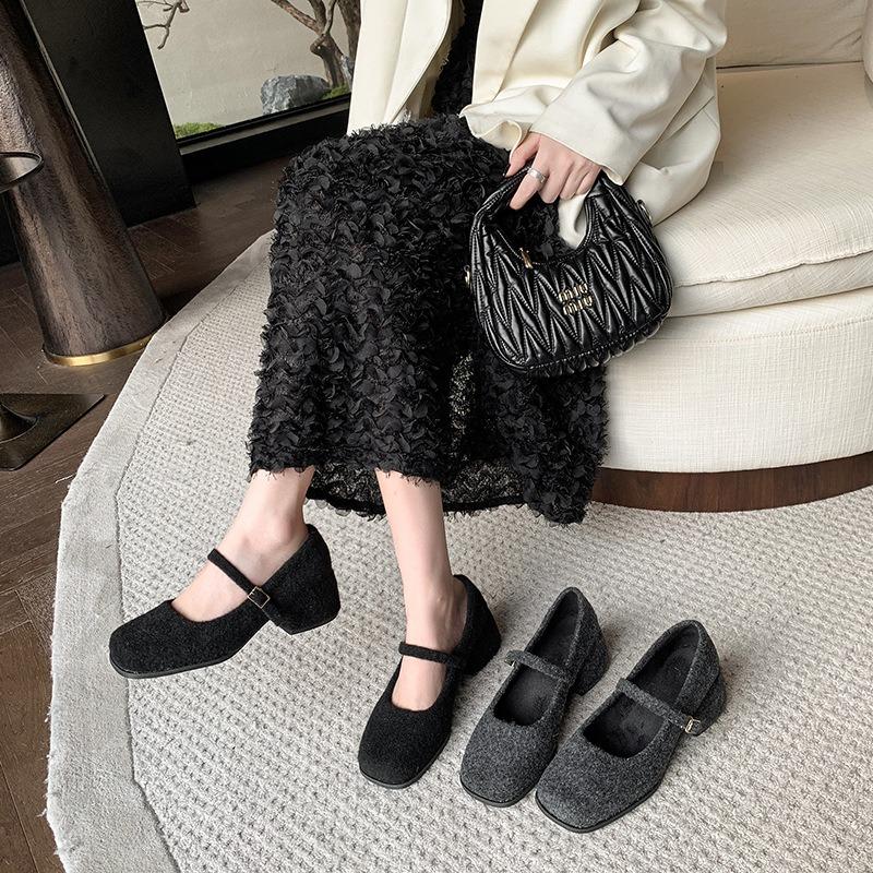 Women's thick heels, high heels, gray Mary Jane single shoes, new square head, fluffy woolen commute