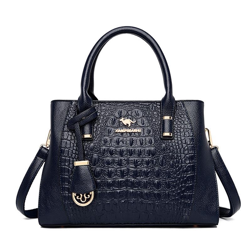 Women's Bag New Crocodile Pattern Middle Aged Women's Bag Korean Edition Simple Shoulder Bag Fashionable and Magnificent Handheld Mom's Bag Trendy