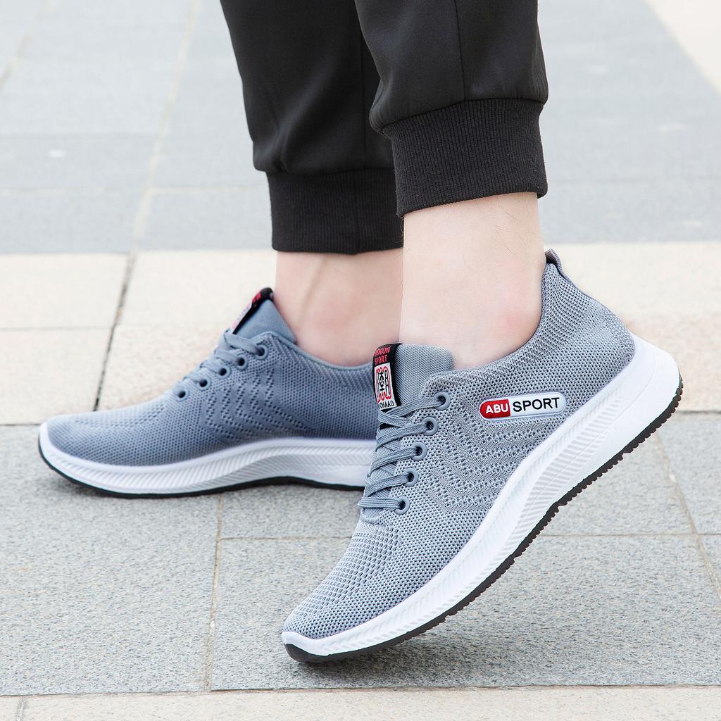 Men's mesh breathable casual sneakers spring summer new anti-slip outdoor racing running shoes students' light speed sports shoe