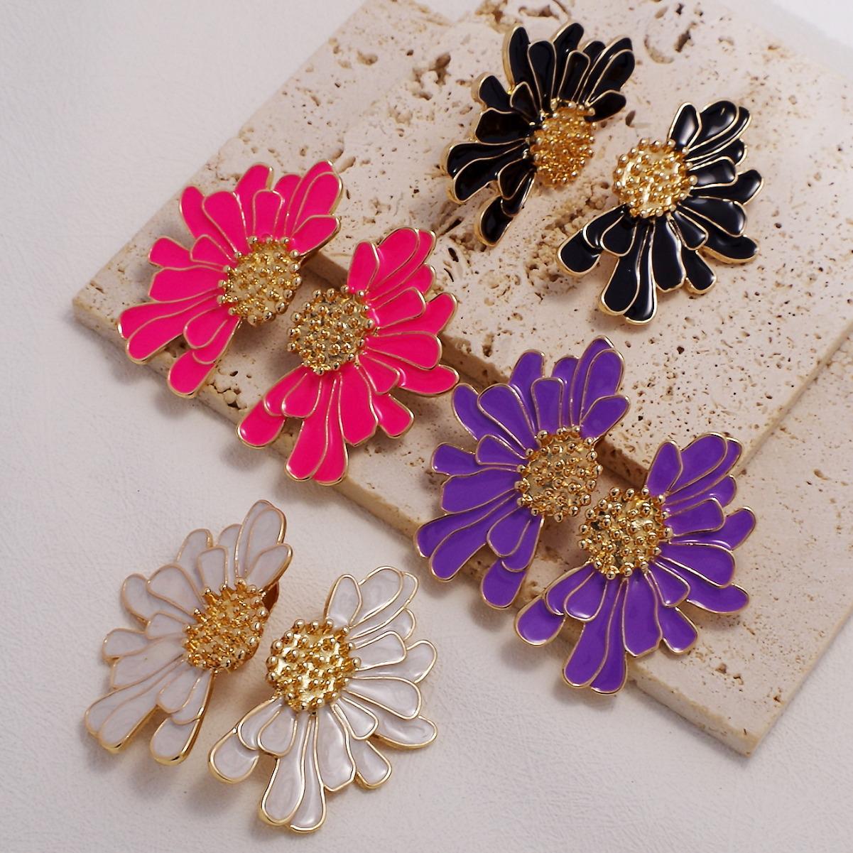 

Spring Women s Non-Pierced Sunflower Clip-On Earrings - European & American Fashion