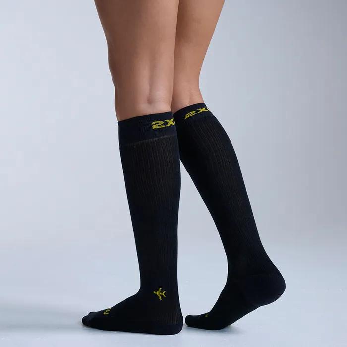 (Unisex) Flight Bamboo Charcoal Comp Socks_UA7499EBLK-YLW