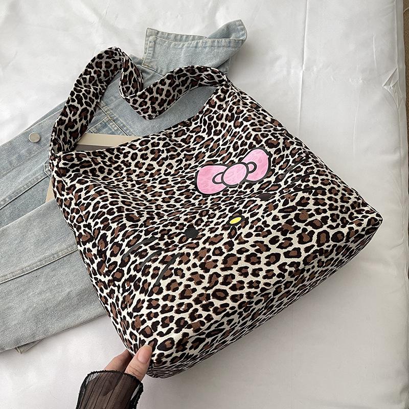 Casual large-capacity leopard print bag, autumn and winter new women's commuter shoulder bag, slack tote bucket bag
