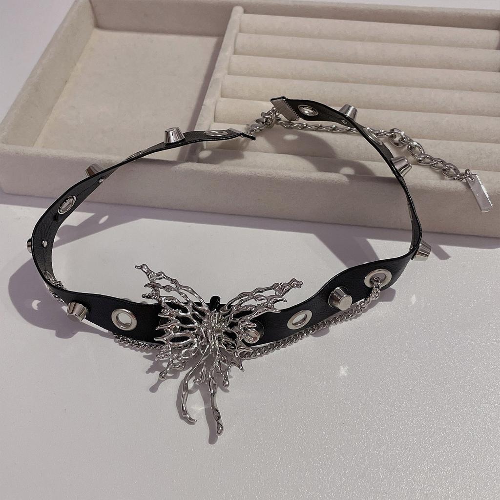 Adjustable PU Leather Collar Necklace Fashion Butterfly Neck Chain Punk Necklace Choker Rock Jewelry for Women Girls