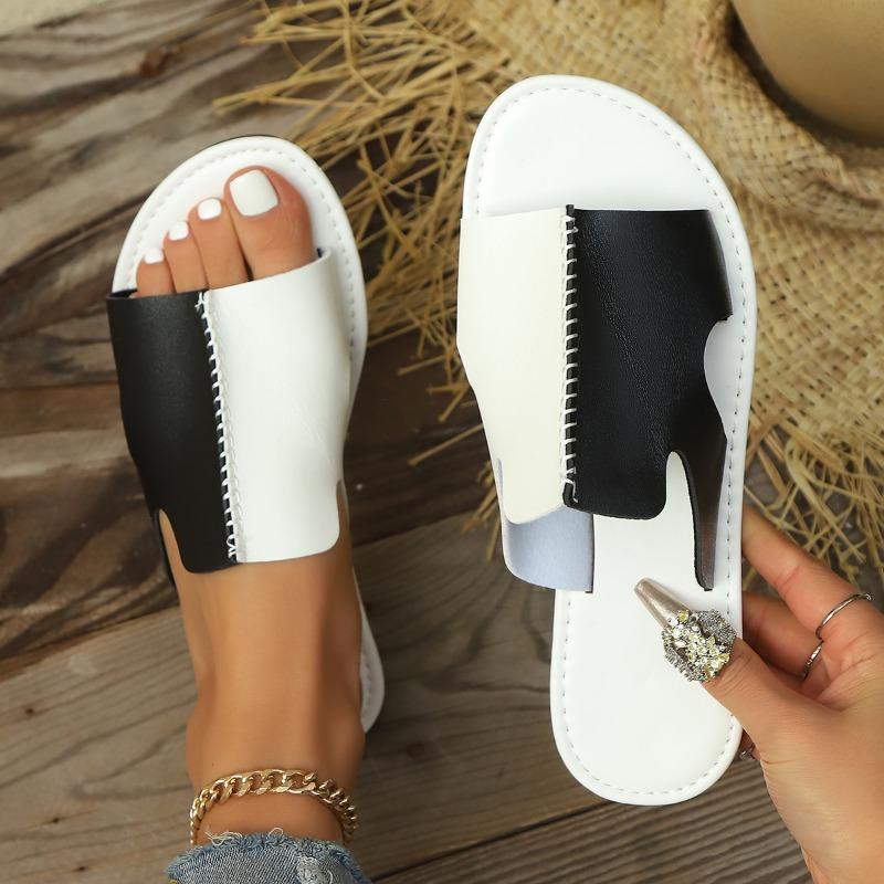 Large size color matching cool slippers women's summer flat bottom outside beach shoes Flat slippers