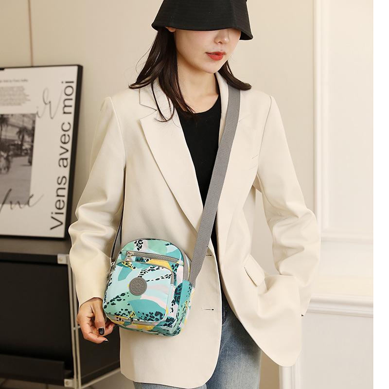 Small Bag Women'S Fashion Casual Trend Shoulder Bag Nylon Messenger Bag Multi-Pocket Small Square Bag