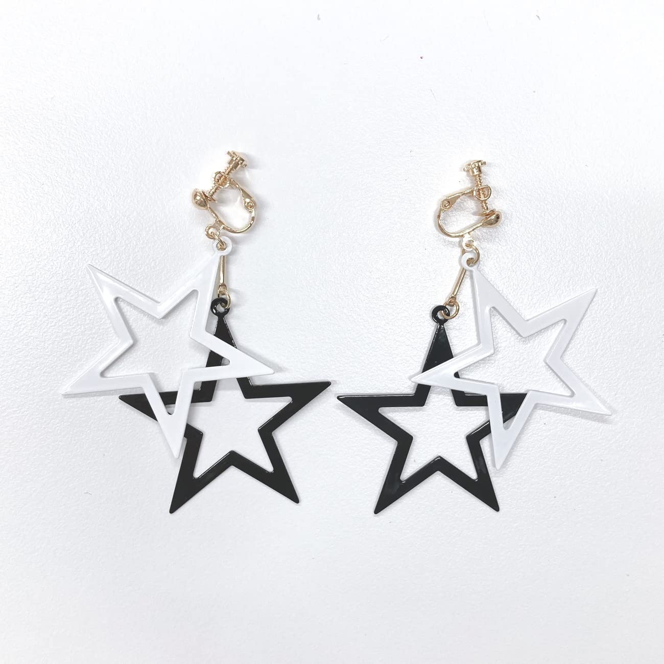 

Серьги-гвоздики Meteor APAC minacute Двойная звезда Черный и Белый Размер: приблизительно. W7 D1 H10 Q5422