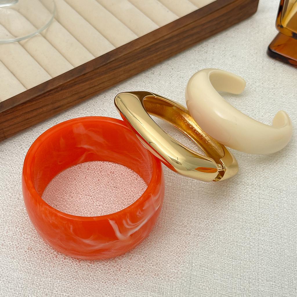Exaggerated Resin Smudge Wide Face Bracelet Bracelet Retro Geometric Metal Glossy Ring