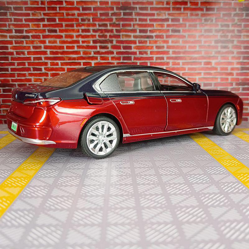 Caipo I7 G70 Exquisite Edition Alloy Sedan Model with Sound & Light - Children's Toy Car