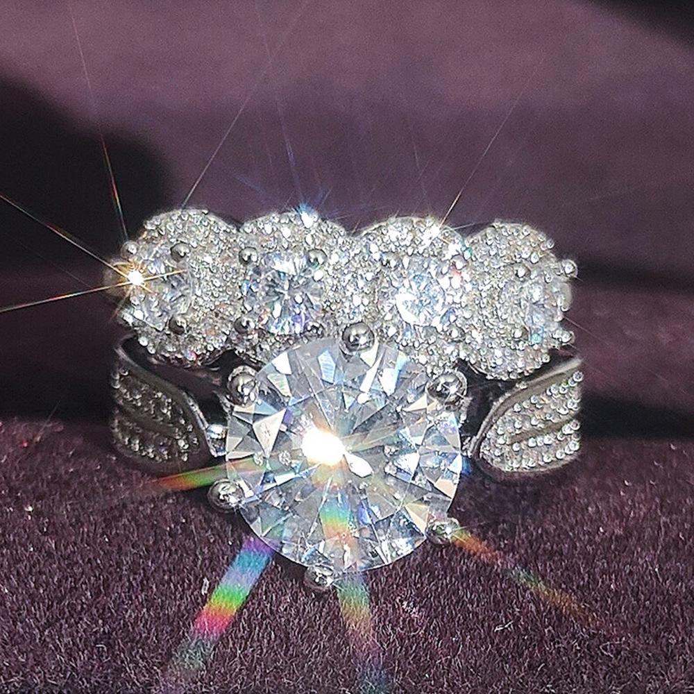 Luxurious Non-Fading Unisex Diamond Wedding Band Set