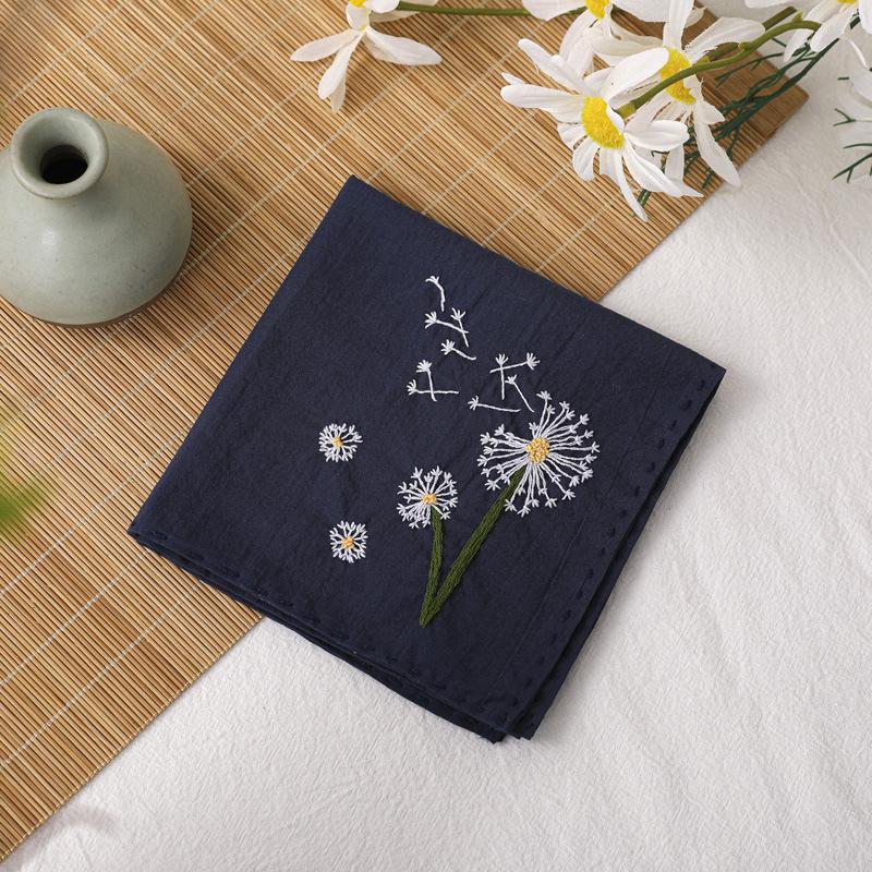 Diy Handmade Embroidery Material Package, Handkerchief Series Maple Leaf Ginkgo Flower Needle And Thread Set
