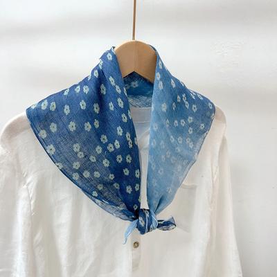Retro Imitation Blue Dye Gradual Change Printed Linen Square Scarf Literary And Versatile Women'S Summer Neck Small Silk Scarf