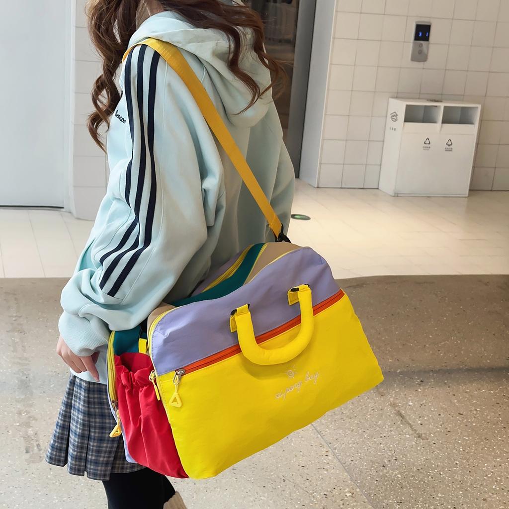 Stylish and Lightweight Hand-held Travel Bag for Women, Large-capacity Oblique Span Exercise, Yoga, Fitness Training, Going Out Storage, Duffel Bag