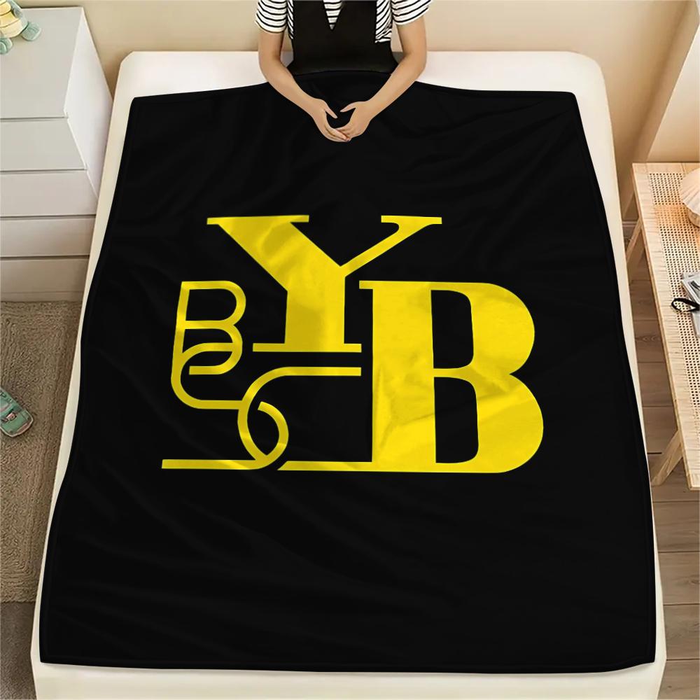 

1PC BSC Young Print Flannel Blanket, High quality All Seasons, Home Decor, Warmth and Comfort, Perfect for Christmas Gifts 80cm x 120cm