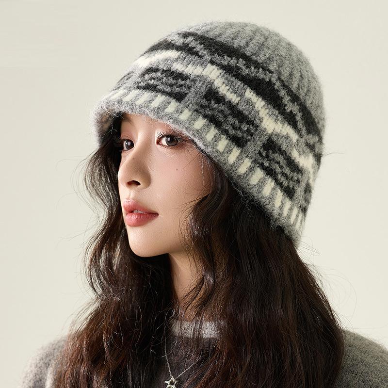 Vintage Jacquard Strickmütze Damen Warme Fischerhut Ohrenschutzmütze