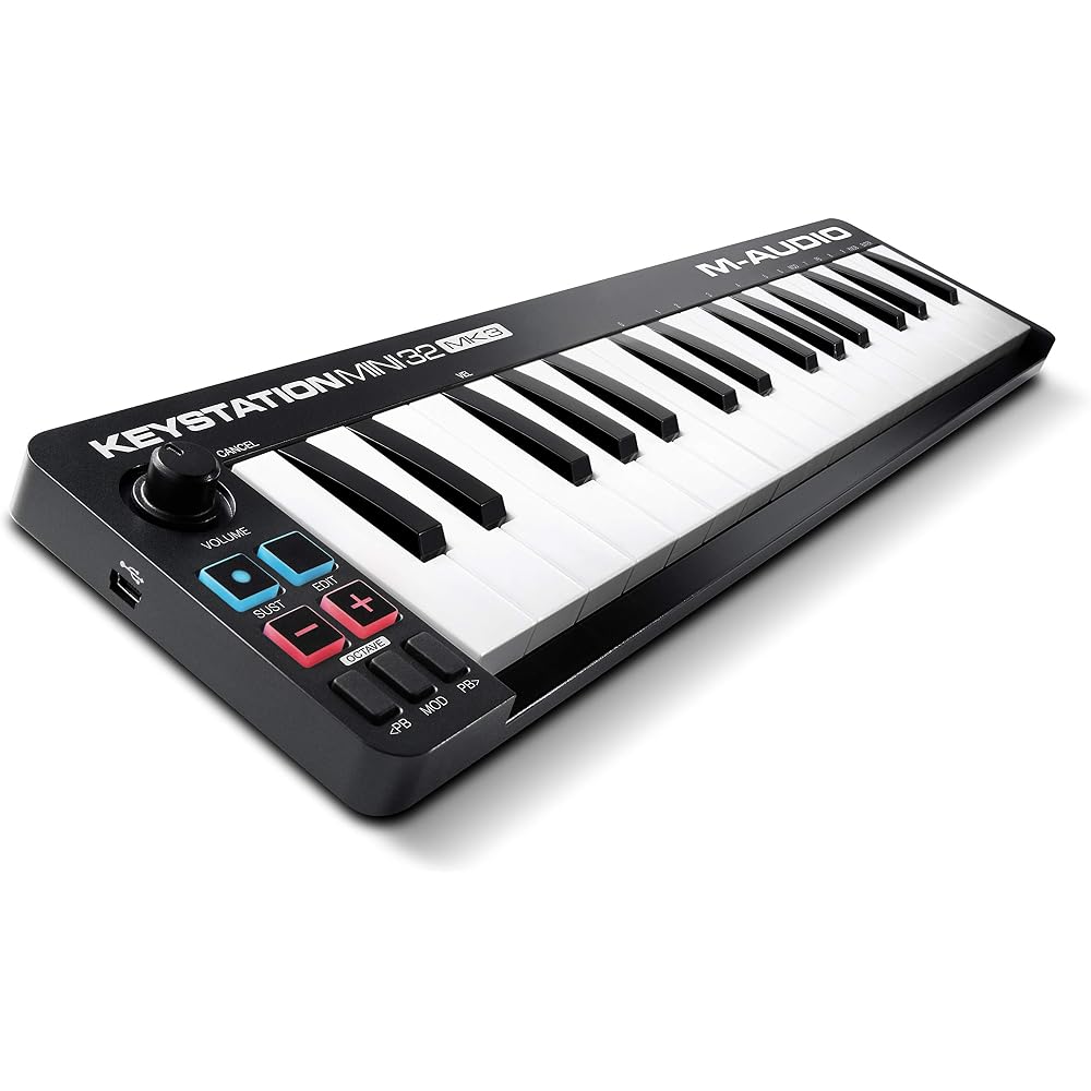 M-Audio USB MIDI Keyboard, Velocity Compatible, 32 Mini Keys, Includes Software, DAW Operation, P...