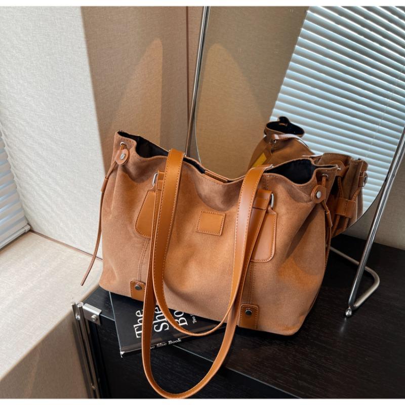 

Retro bag women s large-capacity new summer casual shoulder bag texture work commuter tote bag коричневый