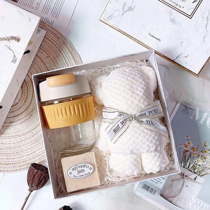 

Practical Business & Occasion Gift Sets