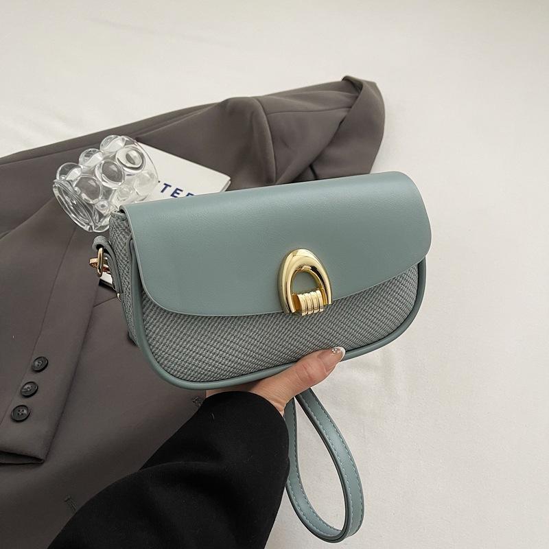 Einfache Textur Nische Frühling und Sommer neue hochwertige horizontale kleine quadratische Tasche vielseitige Mode einzelne Schulter Umhängetasche Damenhandtasche