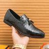 New Brown Tassel Loafers for Men Square Toe Black Slip-On Solid Business Oxford Shoes for Men Fashion Casual Party Dress Shoes
