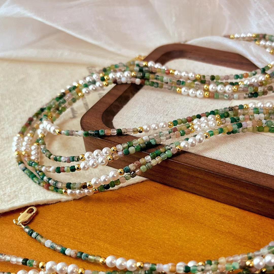 

Vintage New Niche Natural Indian Agate Crystal Shijia Cold White Pearl Necklace Sweater Chain