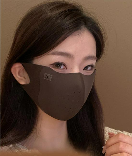 3D Gesichtsschlankheits Wintermaske: Winddicht, Atmungsaktiv, Augeneckenschutz für das Laufen bei Kälte.
