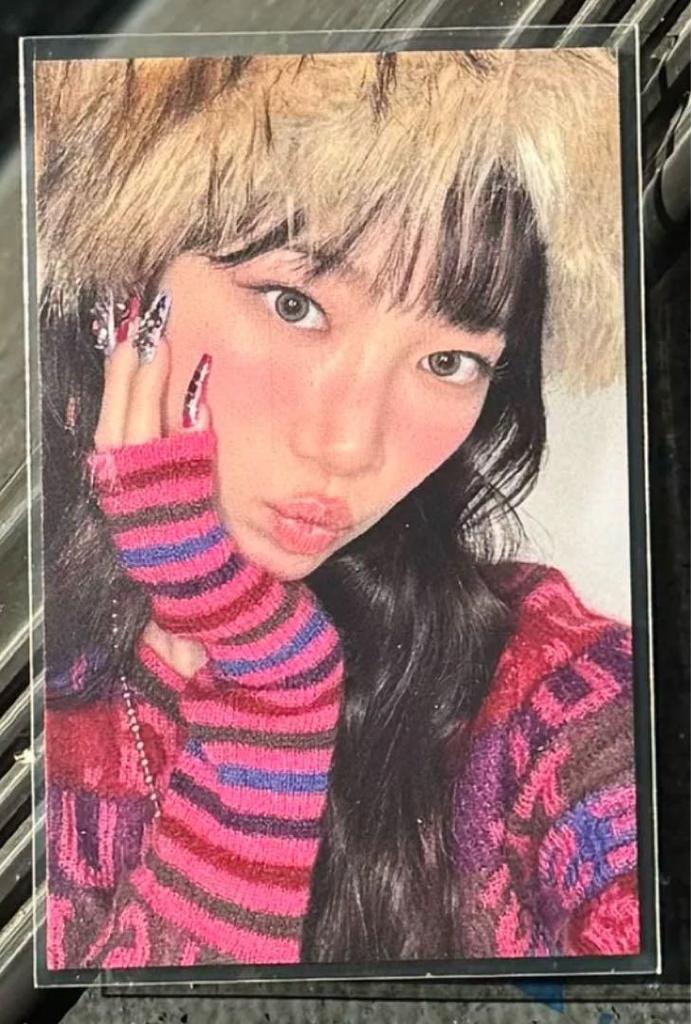 [USED] le sserafim Crazy Sanoku pre-recorded Kazuha trading card