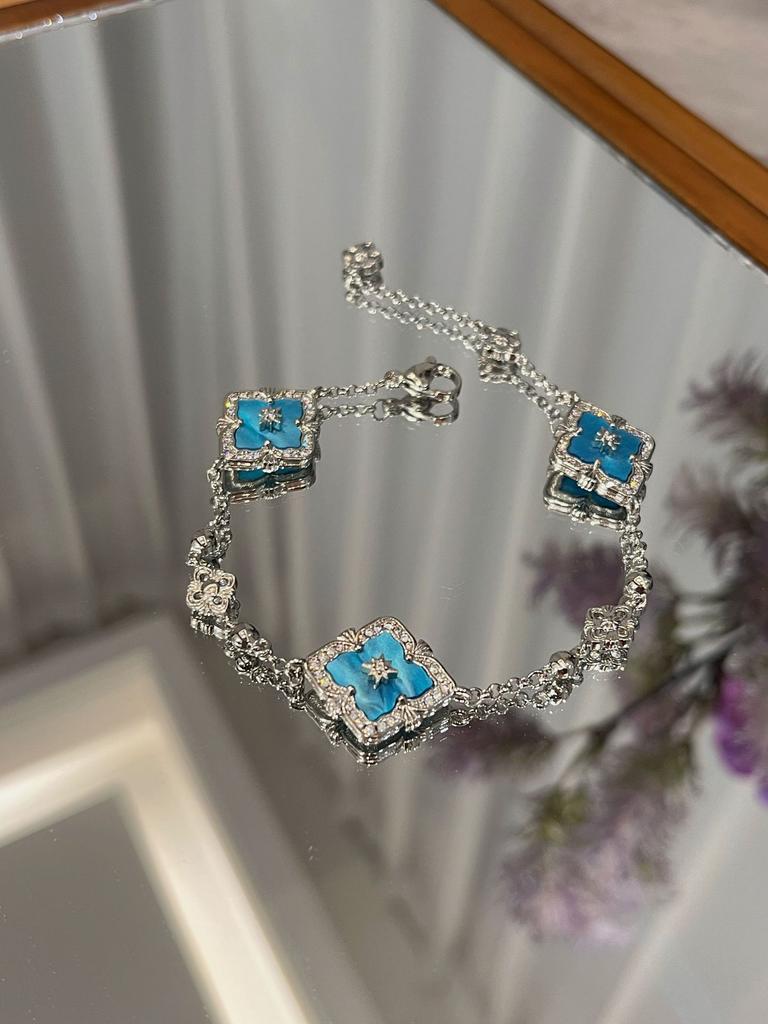 Italienisches Gebürstetes Wasserwellen Blaues Halsketten Armband Set Vielseitige Retro Hof Vierblättriges Kleeblatt Ohrringe