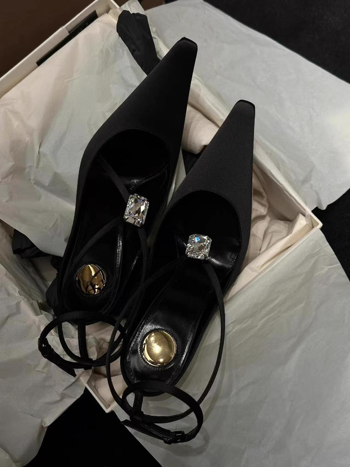 

Spring and summer rhinestone cross with pointed high heels women s thin heels sexy bag head sandals 42 чёрный