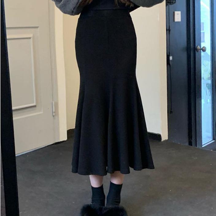 

Женская трикотажная шерстяная юбка-трапеция «рыбий хвост» — утолщенная, средней длины, облегающая, на весну и осень One Size