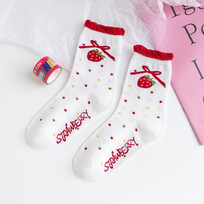 Female Spring and Autumn Cartoon Strawberry Breathable College Wind Students In Tube Cotton Socks
